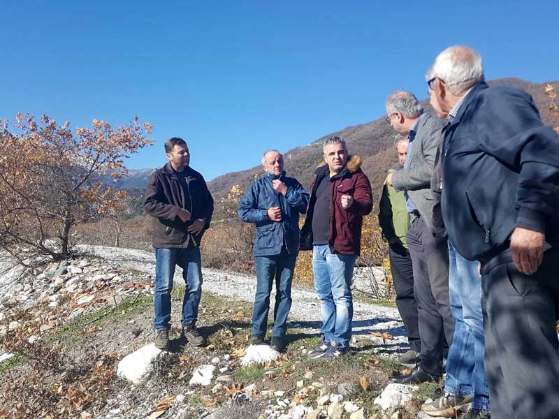 Ο Σηφάκης σε Λουτράκι, Σαρακηνούς, Όρμα